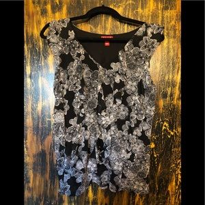 Elle Sheer Lined Pull-over Ruffle Top Lrg
